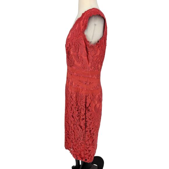 Tadashi Shoji Red Coral Chantilly Lace Sleeveless Sheath Cocktail Dress Size 8 - Picture 5 of 10